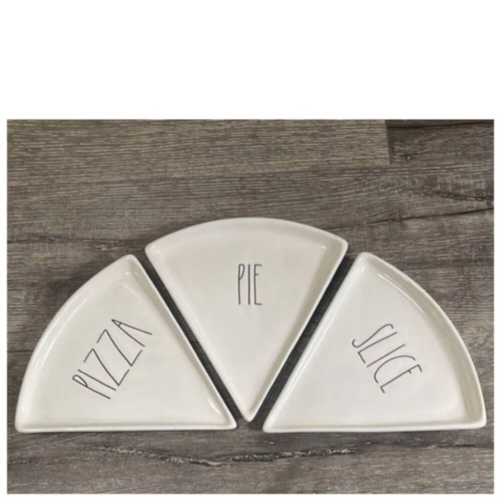NEW Rae Dunn Pizza Plates